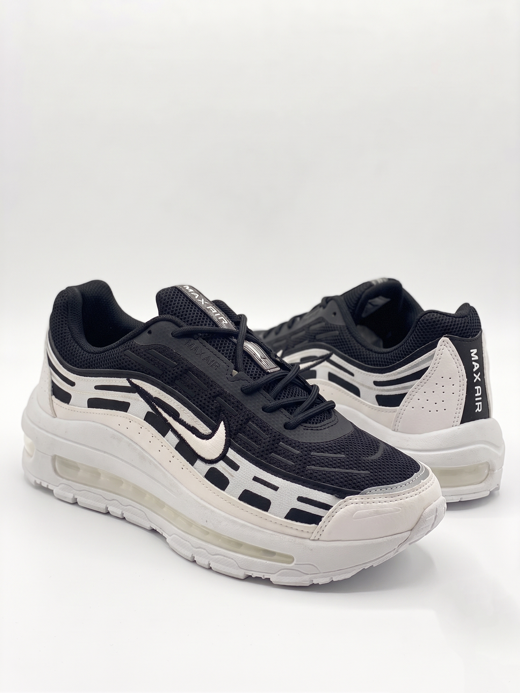 سنيكرز ميرور - AIR MAX
