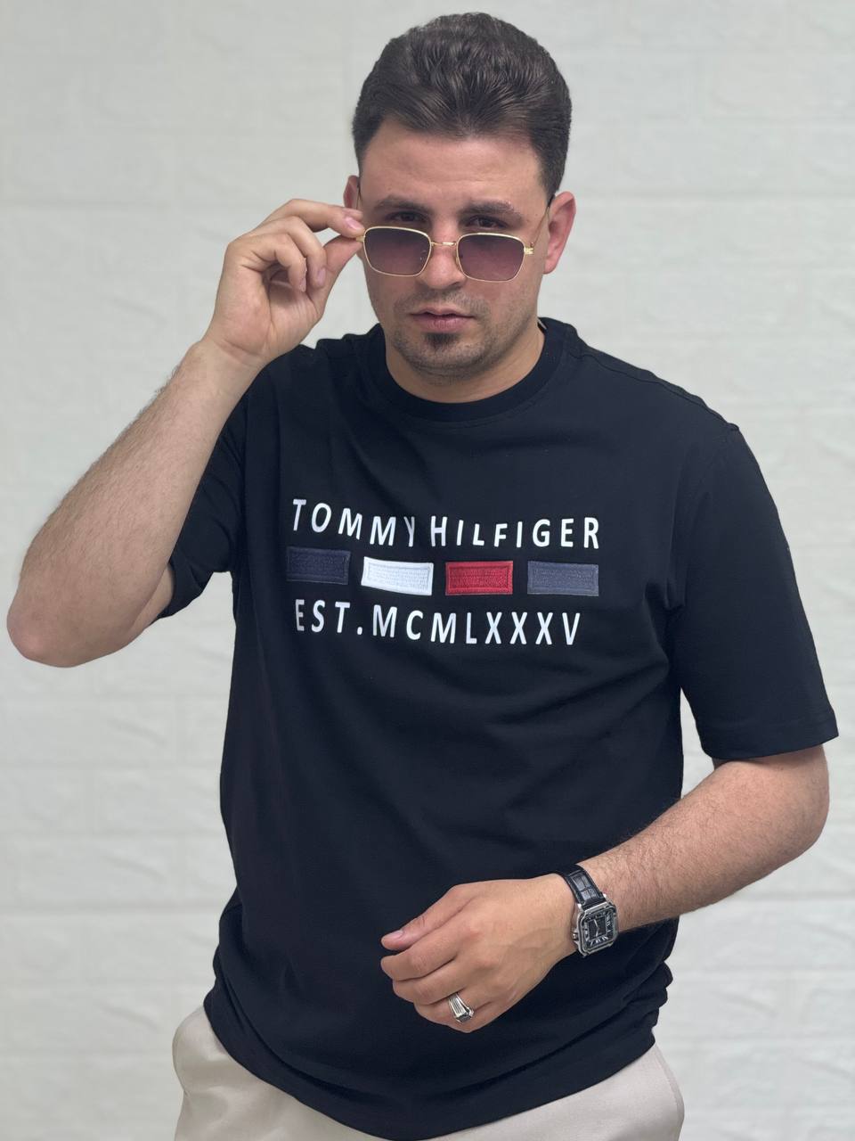 تيشيرت راوند - Tommy hilfiger